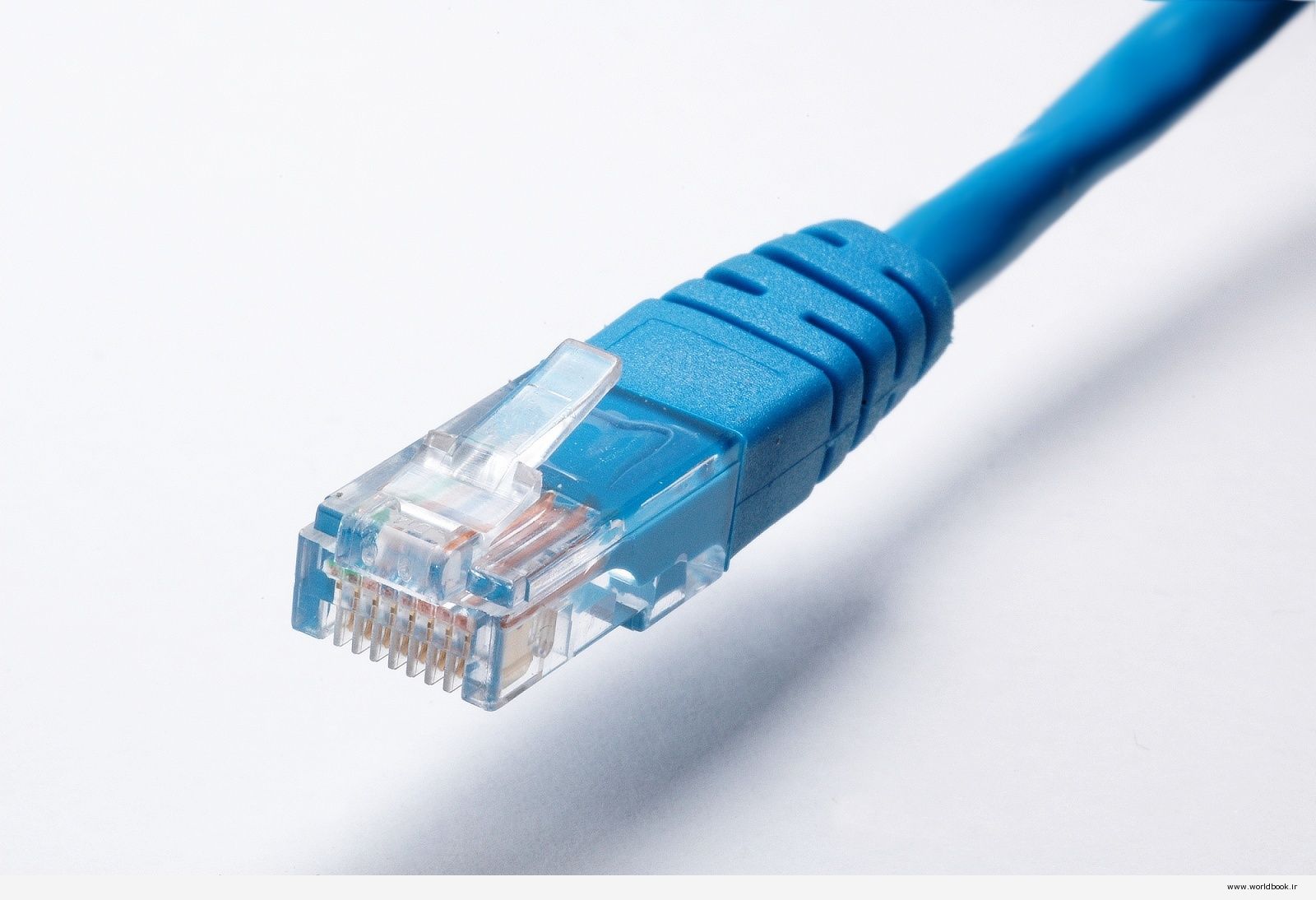 تصویر از دانلود مقاله ” کابل های شبکه ” ( networking cables )