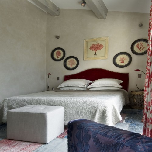 muted-bedroom-red-coral-accents